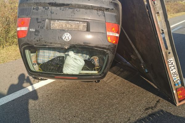 Accident spectaculos pe A1, în Dâmbovița. O autoutilitară și un autoturism implicate