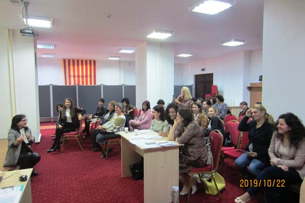 EUROPE DIRECT Târgoviște a desemnat campionii punctelor de informare europeană din județul dâmbovița în cadrul concursului