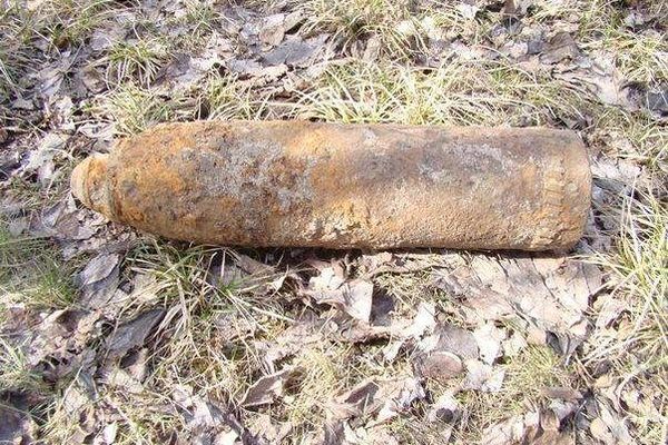 Alertă la Aninoasa. Proiectil neexplodat, găsit de muncitori