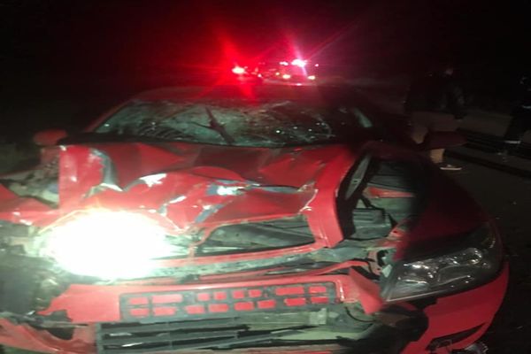 Accident la Corbii Mari, după ce o căruță și un autoturism s-au ciocnit. O femeie este rănită grav