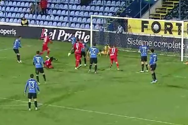 Chindia pierde în deplasarea de la Viitorul, cu 0-3, în prima ligă de fotbal
