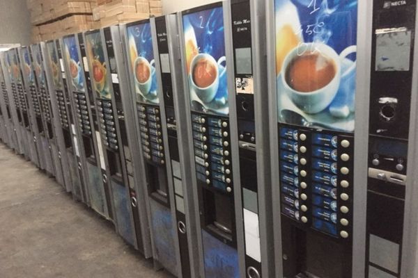 A fost prins hoțul ce băgase spaima în proprietarii de automate stradale de cafea, din Târgoviște