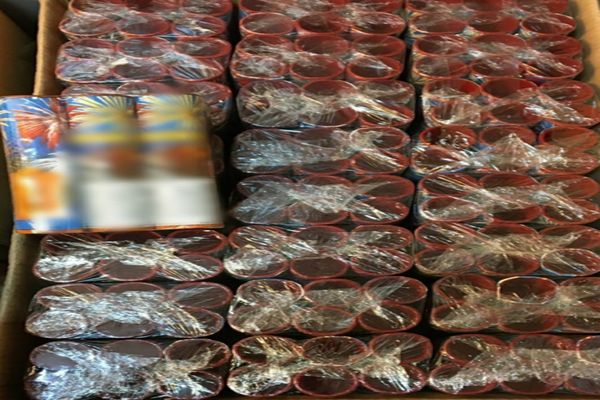 Descinderi cu "mascați" la deținătorii de articole pirotehnice, la Băleni. Captură impresionantă și la Târgoviște