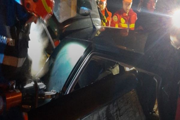 A fost "jale" pe DN 7. Și în Dâmbovița circulația a fost întreruptă din cauza unui accident. În Argeș un bărbat a decedat