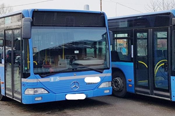 Autobuzele societății SPM Târgoviște rămân în stații și așteaptă "ajutor", când sunt prea mulți călători