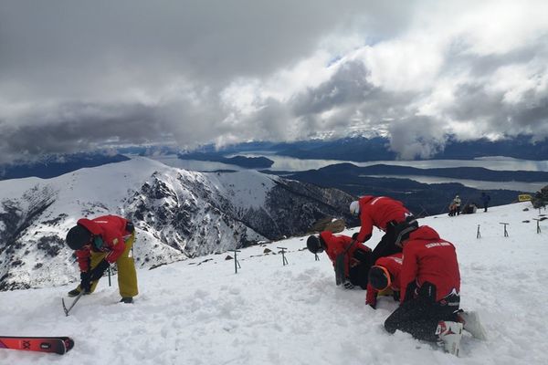 Încă o zi cu zeci de apeluri de ajutor, adresate echipelor Salvamont