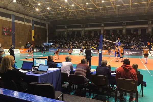 Video| Meci dramatic la Târgoviște, în CEV Cup, la volei feminin. CSM Târgoviște-Fatum Nyíregyháza 2-3