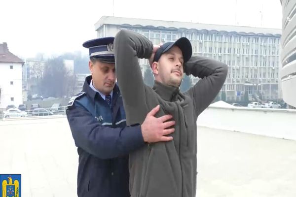 Video| Campanie spectaculoasă, a Poliției Române, privind schimbarea legii