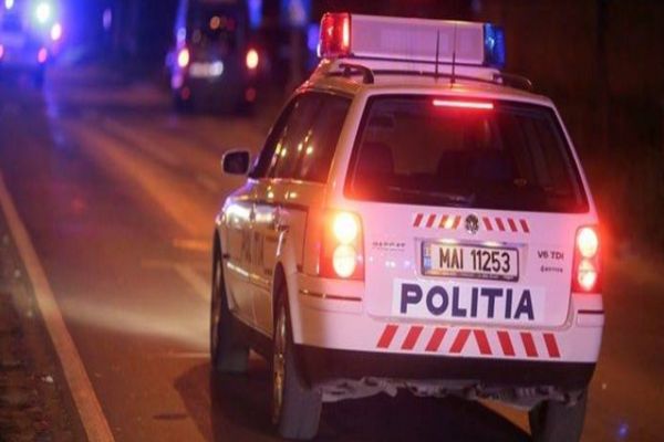 Bărbat reținut, de polițiștii din Cornățelu, după ce a dat buzna peste fosta concubină. Femeia sunase la "112"