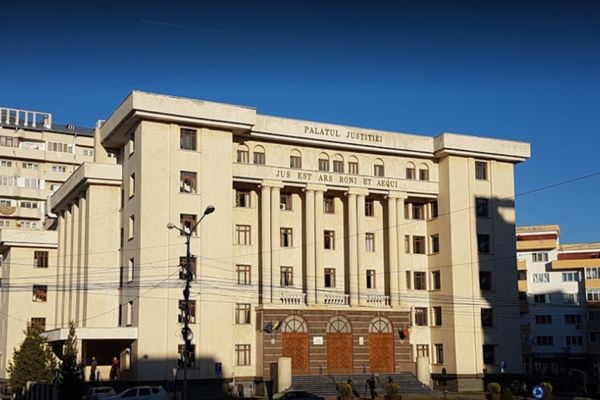 Activitate suspendată și la Tribunalul Dâmbovița. Judecătorii intră doar la cazurile urgente