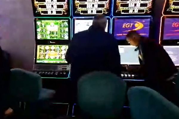 Amenzi usturătoare pentru trei deținători de săli de jocuri de noroc, din Dâmbovița