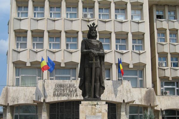 Coronavirus România- Activitate restrânsă la CJ Dâmbovița. Program decalat și restricții, în perioada 11-31 martie