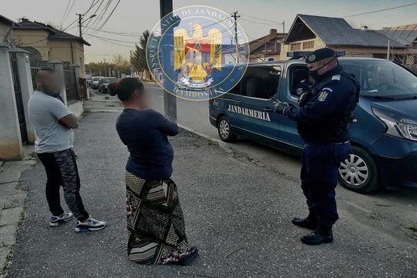 Mesaj din partea jandarmilor dâmbovițeni: "Protejați-vă, stați acasă!"