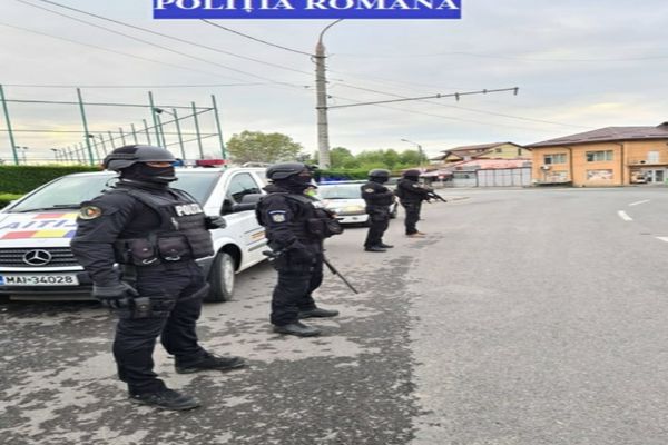 IPJ Dâmbovița anunță că toate forțele sunt în teren, pentru menținerea siguranței și ordinii publice