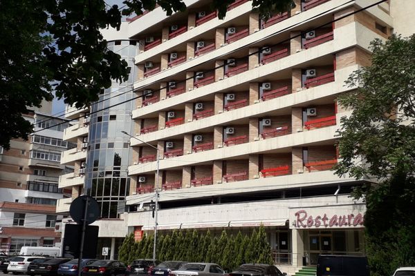 Cât a câștigat în timpul epidemiei de coronavirus un spațiu de carantinare din Dâmbovița. Peste 1 milion de lei pentru 48 de zile