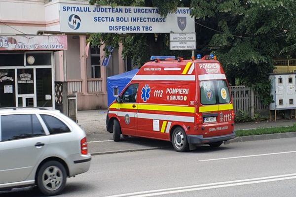 Apel către populație din partea CJ Dâmbovița: "În curând nu vor mai fi locuri de cazare pentru bolnavii de COVID 19, în spitalele din județ"