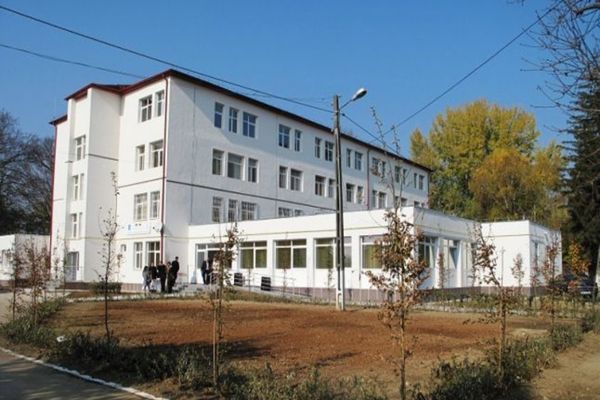 11 salariați de la Complexul pentru Servicii Sociale Găeşti, depistați cu coronavirus