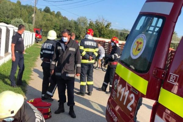 Copilul mort după ce a fost strivit de căruță se afla la adunat de fier vechi 