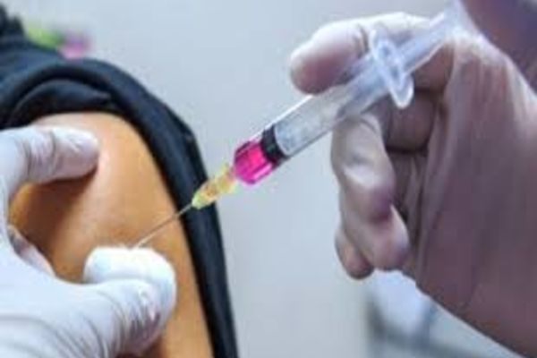 În Dâmbovița au sosit primele doze de vaccin antigripal