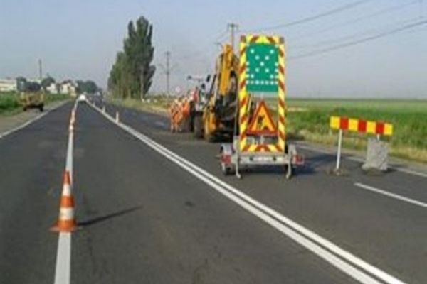 Circulație oprită pe DN 61, la Găești, din cauza unor lucrări la un pod peste calea ferată