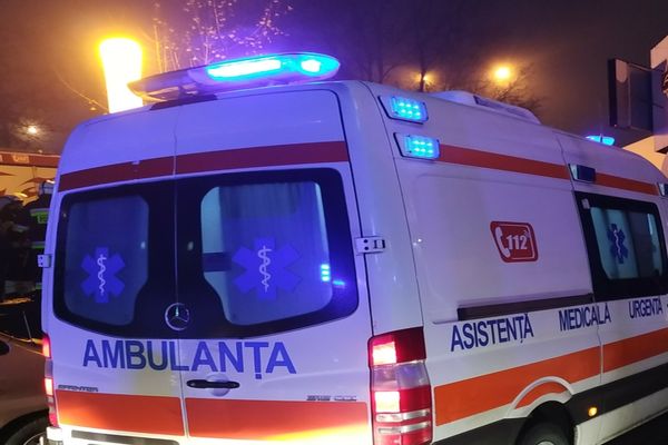 Un tânăr din Târgoviște a căzut de la etajul 4