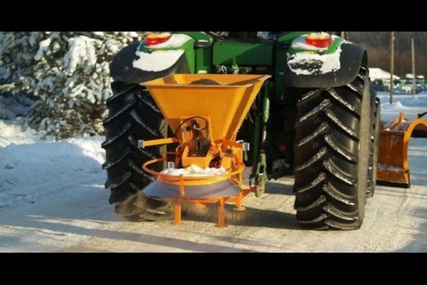 Snowmobil pentru intervenţii montane, primit de Salvamont Dâmboviţa