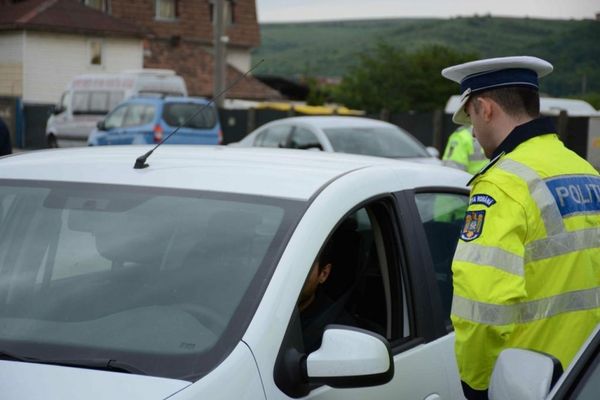 Zeci de infracțiuni și contravenții în cadrul acțiunii Alcohol&Drugs, din Dâmbovița