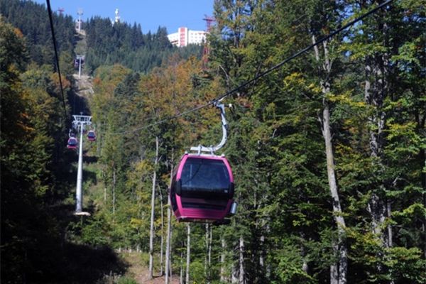 Telegondolă între Curtea Domnească de Mănăstirea Dealu cu bani europeni