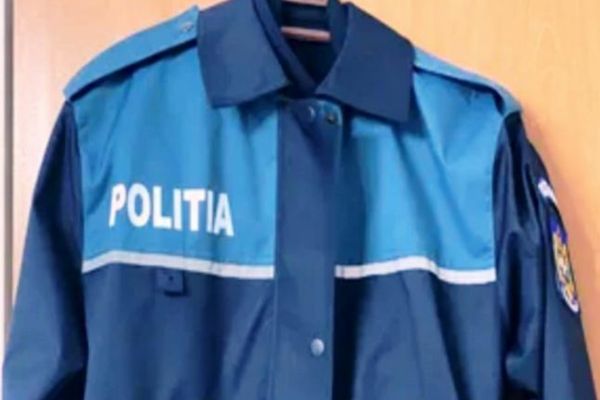 Fals polițist din Dâmbovița, depistat într-un târg de adevărații polițiști
