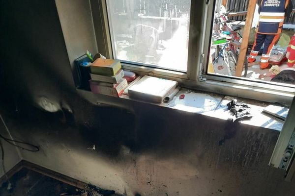 Femeie decedată în Dâmbovița după ce s-a intoxicat cu fum într-un incendiu
