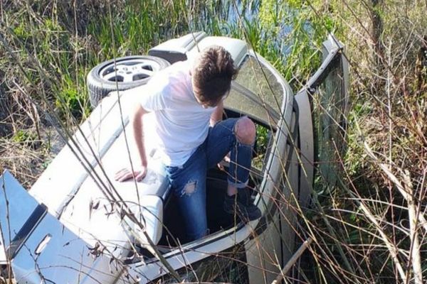 Dâmbovița. Tânăr urmărit de Poliţie după ce conducea un BMW cu 182 km/h pe DN71  