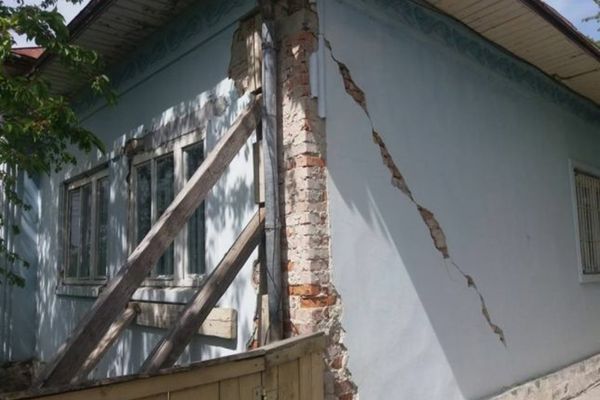 Legislaţia va fi modificată astfel încât primarii să poată investi în reabilitarea posturilor de poliţie 