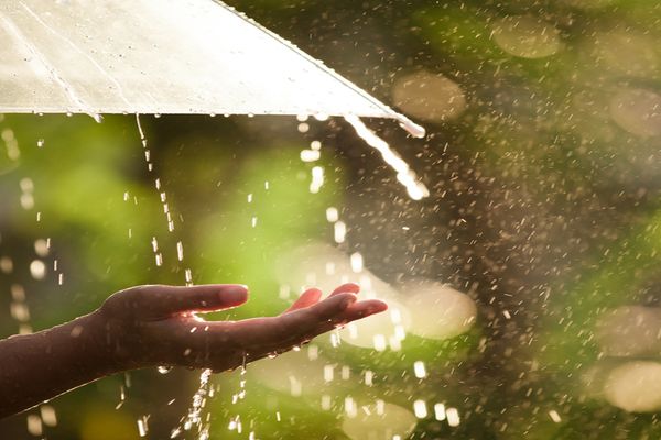 Instabilitate atmosferică, până miercuri în majoritatea regiunilor țării