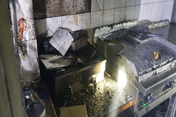 Târgoviște: Incendiu la un restaurant din Parcul Chindia