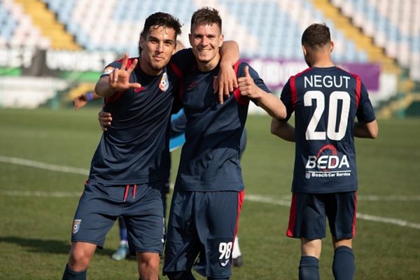 Trei fotbaliști de la Chindia Târgoviște, convocați la loturile naționale ale României