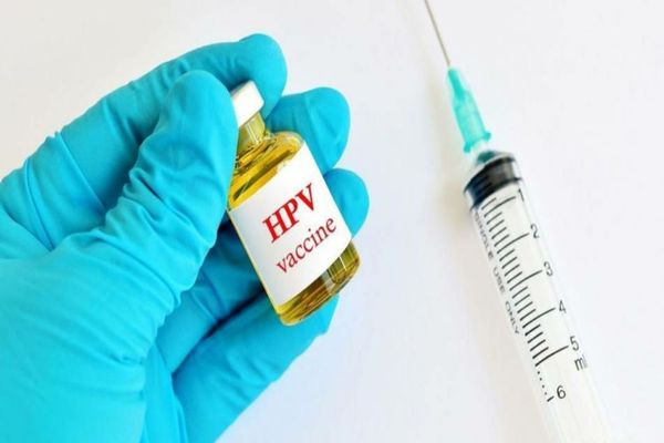 Zeci de mii de doze din vaccinul HPV, pentru fetițe cu vârste între 11 și 14 ani, au fost distribuite în teritoriu 