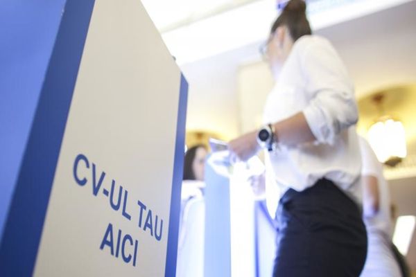 Angajatorii vor trebui să dea mai multe informații salariaților, iar perioada de probă ar putea fi majorată 