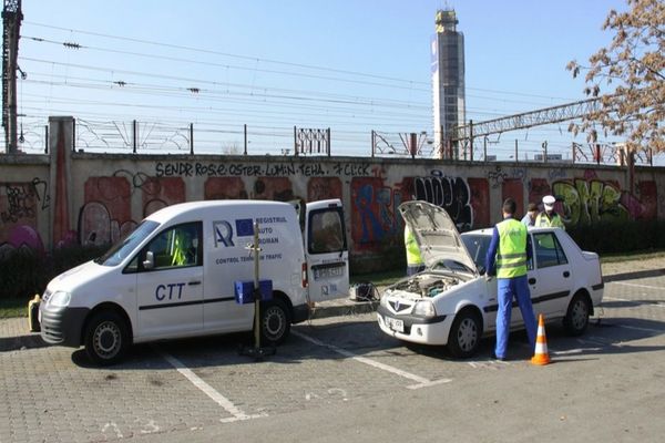 Pericol pe șosele. Polițiștii și angajații RAR din Dâmbovița au tras pe dreapta o mulțime pe rable pe patru roți