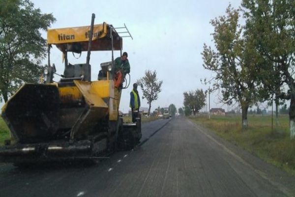 Șapte miliarde de lei pentru construirea ori modernizarea drumurilor județene și comunale