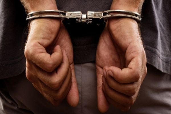 Dâmbovița: Bărbatul care și-a șantajat fosta concubină, în arest preventiv pentru 30 de zile