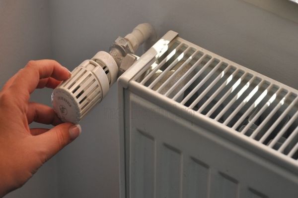 Oprirea apei calde și a căldurii în sezonul rece va fi interzisă. Legea a fost promulgată