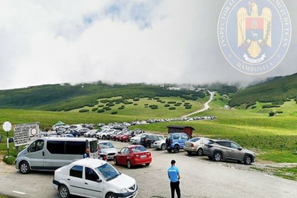 Dâmbovița. 16 sancțiuni aplicate de jandarmii care au patrulat, în weekend, pe traseele din Bucegi