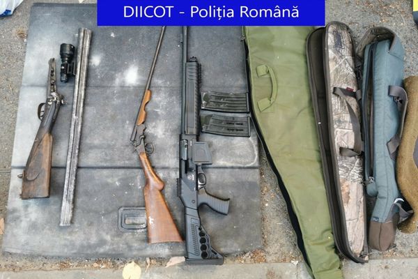 Percheziții la Ilfov și Dâmbovița la un grup infracțional specializat în săvârșirea infracțiunilor de camătă și șantaj