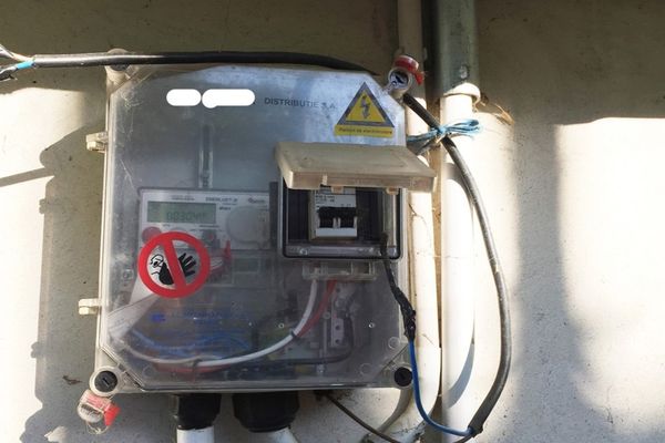 Scumpiri masive la curent și gaze. Reacția ministrului Economiei 