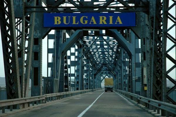 Bulgaria intră de duminică în lista roșie a țărilor cu risc epidemiologic: persoanele care sosesc în România și nu sunt vaccinate vor intra în carantină