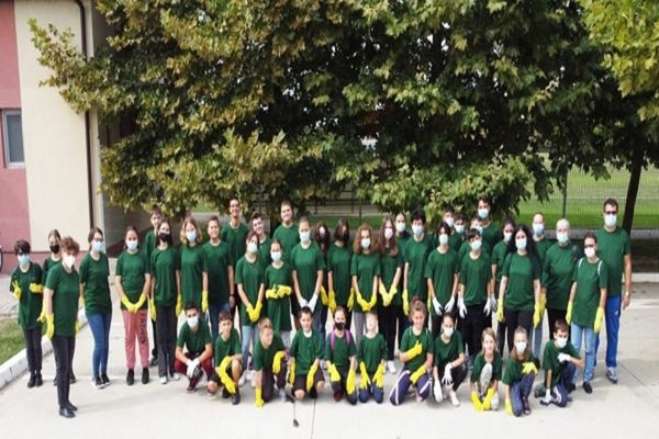 Let’s Do It, Titu! Împreună pentru un oraș mai curat