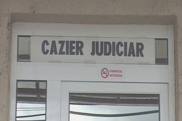 Cazierul judiciar, eliberat la ghișeu doar persoanelor cu Certificat verde