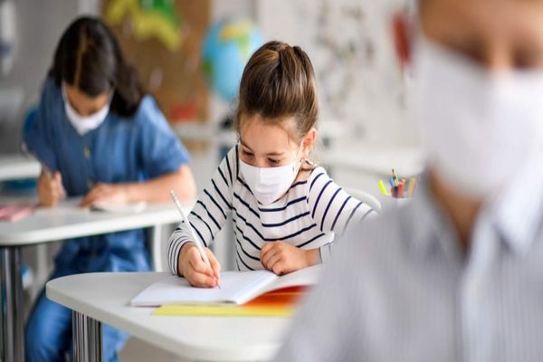 Controalele în școli pentru regulile sanitare încep de azi