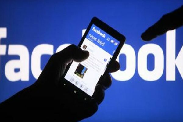 Whatsapp, Facebook şi Instagram sunt funcționale din nou
