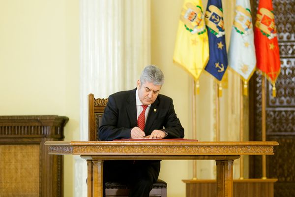 Fostul ministru de Interne Gabriel Oprea, achitat în dosarul "Limuzina”